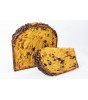 Klassicher Panettone mit Rosinen und kandierte Frucht