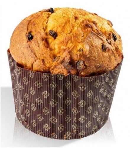 Klassicher Panettone mit Rosinen und kandierte Frucht